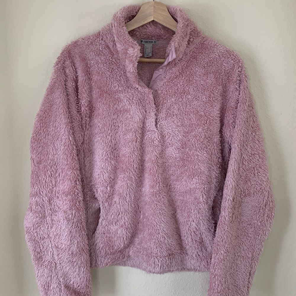 ‎Forever 21 Pastel Pink Fuzzy Fur Sherpa quarter pullover size medium